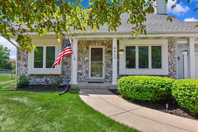 9013 S 26th STREET, Oak Creek, WI 53154
