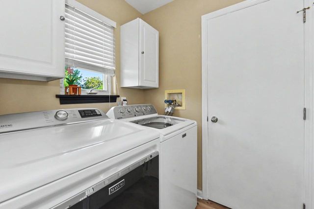 9013 S 26th STREET, Oak Creek, WI 53154