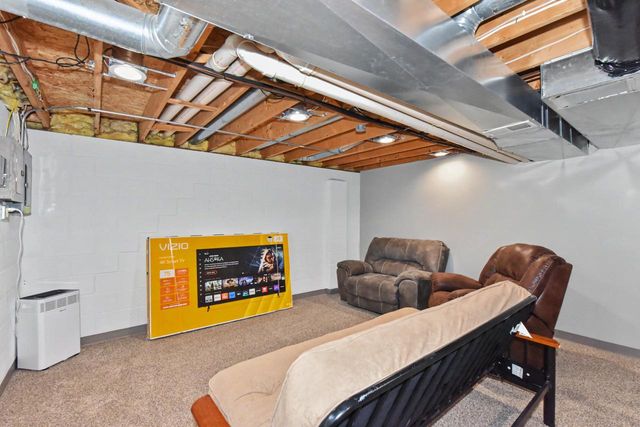 9013 S 26th STREET, Oak Creek, WI 53154