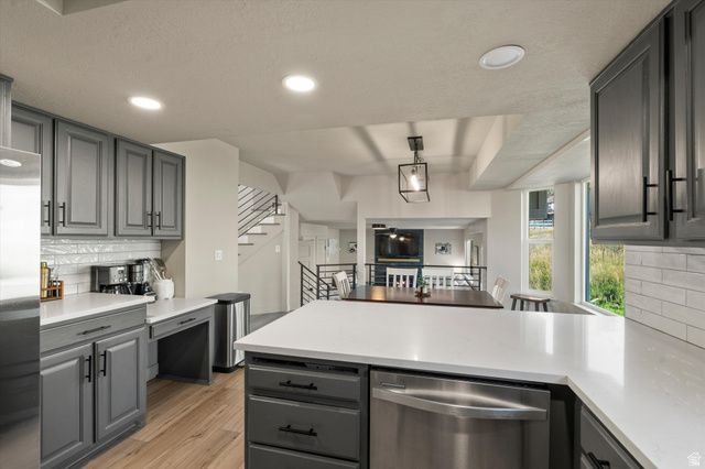 768 N MAPLE ST, Huntsville, UT 84317
