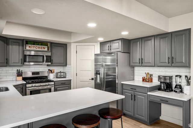 768 N MAPLE ST, Huntsville, UT 84317