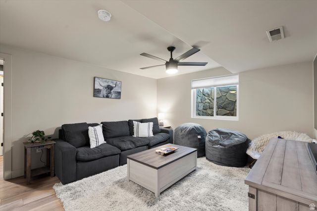 768 N MAPLE ST, Huntsville, UT 84317
