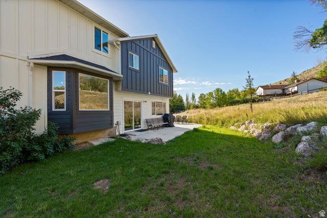 768 N MAPLE ST, Huntsville, UT 84317