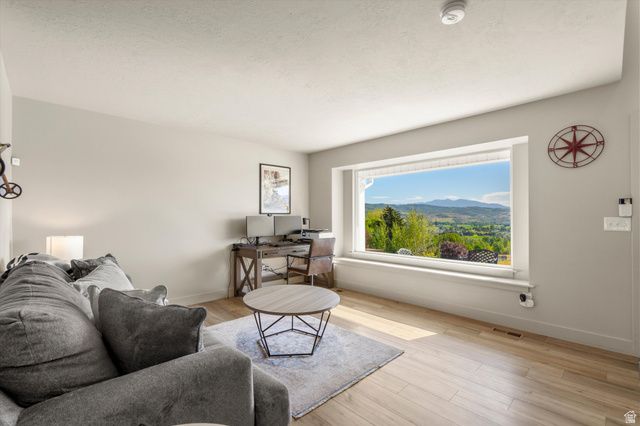 768 N MAPLE ST, Huntsville, UT 84317