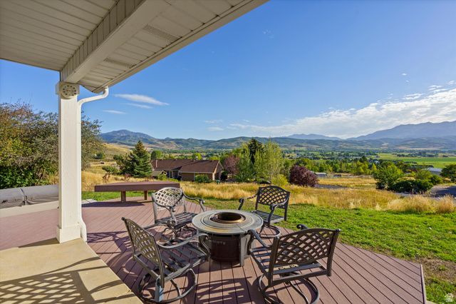 768 N MAPLE ST, Huntsville, UT 84317