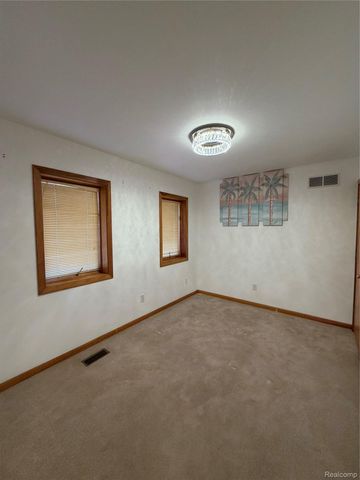 10655 Beardslee Road, Perry Township, MI 48872