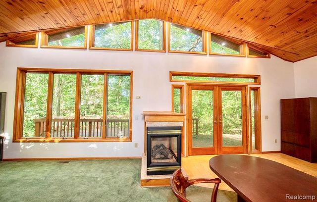10655 Beardslee Road, Perry Township, MI 48872