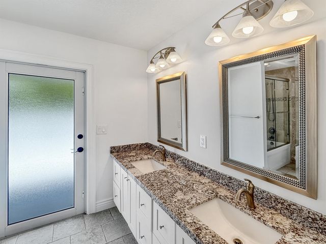 2511 F Road, Loxahatchee Groves, FL 33470