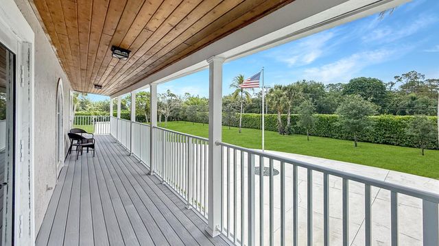 2511 F Road, Loxahatchee Groves, FL 33470
