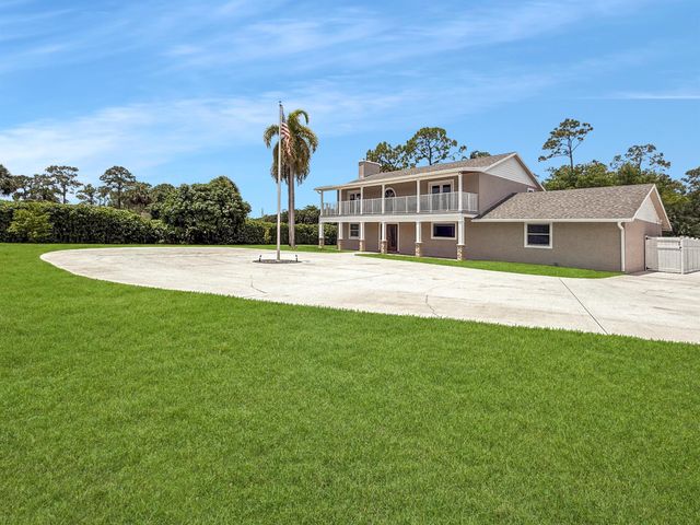2511 F Road, Loxahatchee Groves, FL 33470