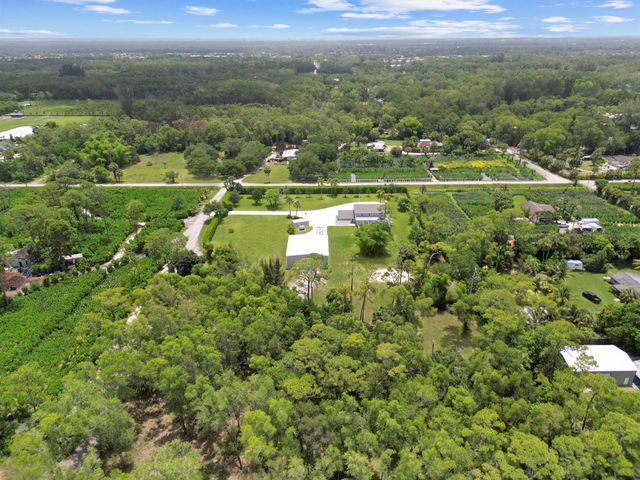 2511 F Road, Loxahatchee Groves, FL 33470