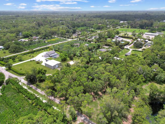 2511 F Road, Loxahatchee Groves, FL 33470
