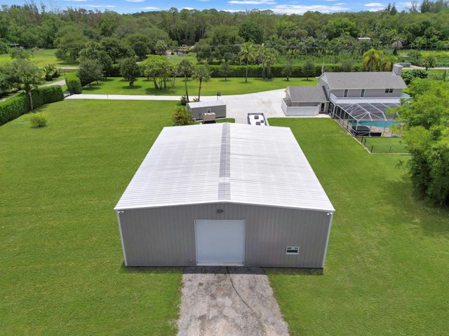 2511 F Road, Loxahatchee Groves, FL 33470
