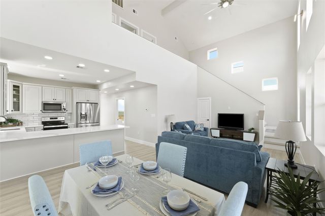230 Bay Avenue, Surfside Beach, TX 77541