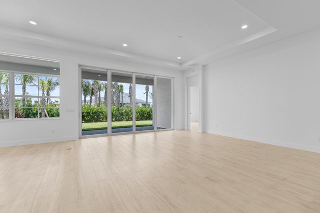 14019 Bastille Street, Palm Beach Gardens, FL 33412