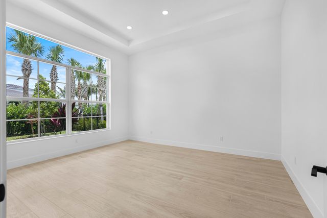 14019 Bastille Street, Palm Beach Gardens, FL 33412