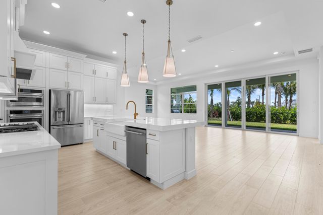 14019 Bastille Street, Palm Beach Gardens, FL 33412