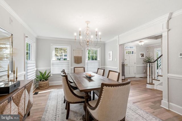 4 COVE CT, Moorestown, NJ 08057