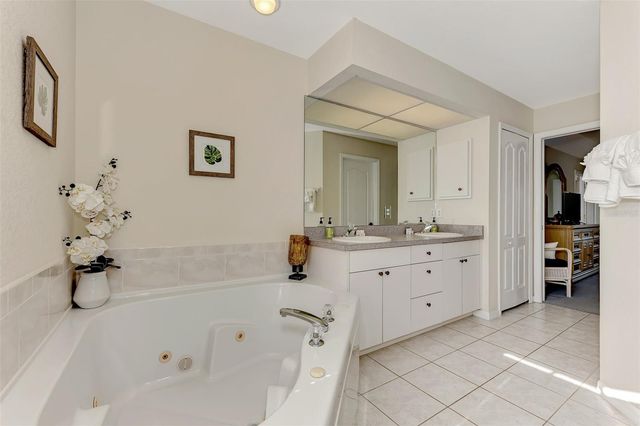 139 LONG MEADOW LANE LANE, Rotonda West, FL 33947