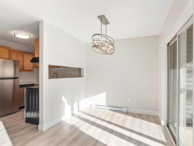 190 Quarry Hill Rd Apt 52, South Burlington, VT 05403