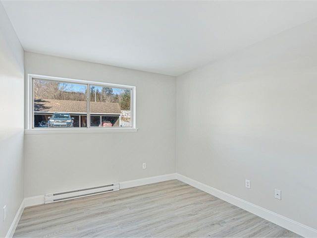 190 Quarry Hill Rd Apt 52, South Burlington, VT 05403