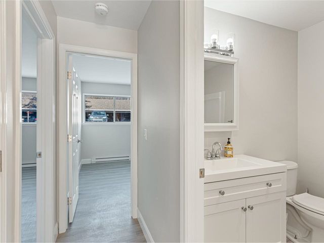 190 Quarry Hill Rd Apt 52, South Burlington, VT 05403