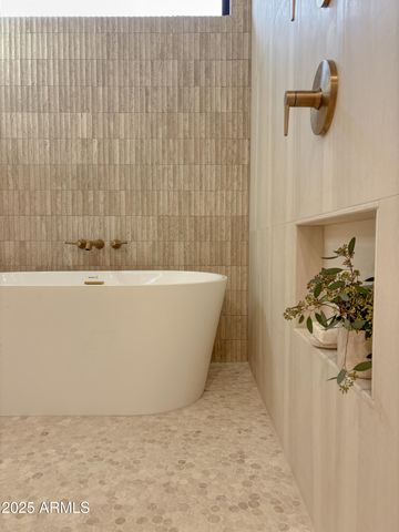 4925 E HEARN Road, Scottsdale, AZ 85254