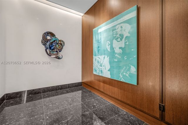200 Biscayne Boulevard Way 309, Miami, FL 33131