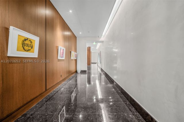 200 Biscayne Boulevard Way 309, Miami, FL 33131