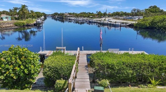 725 Hummingbird Way 212, North Palm Beach, FL 33408