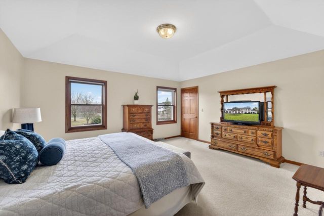 4405 Marseilles DRIVE, Mequon, WI 53092