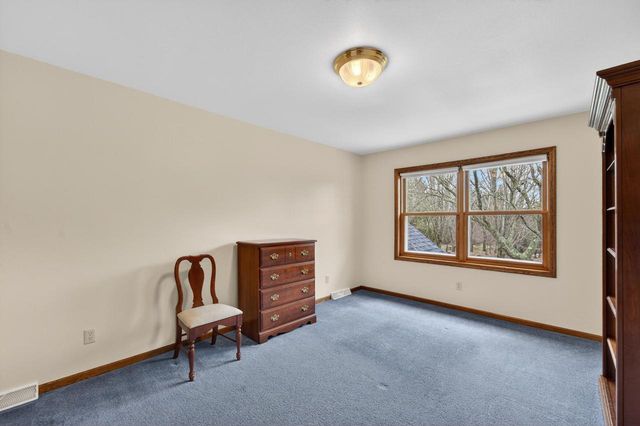 4405 Marseilles DRIVE, Mequon, WI 53092