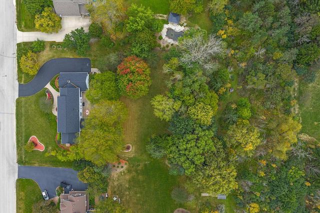 4405 Marseilles DRIVE, Mequon, WI 53092