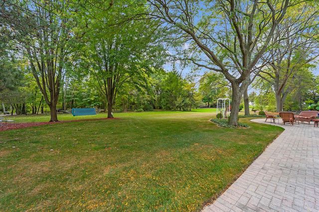 4405 Marseilles DRIVE, Mequon, WI 53092