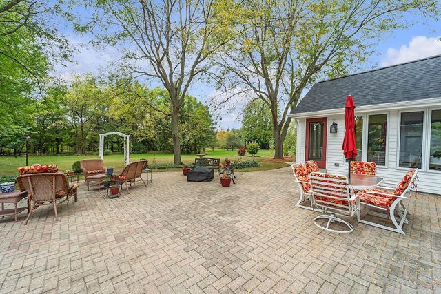 4405 Marseilles DRIVE, Mequon, WI 53092