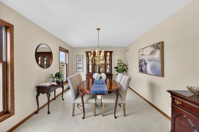4405 Marseilles DRIVE, Mequon, WI 53092