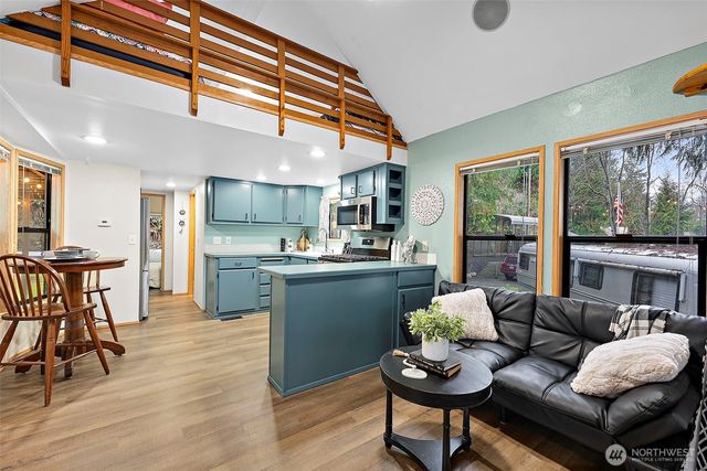 1600 W Star Lake Drive, Elma, WA 98541