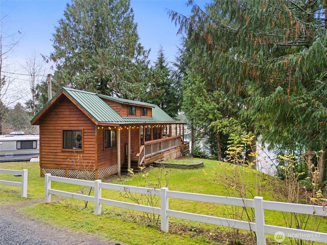 1600 W Star Lake Drive, Elma, WA 98541