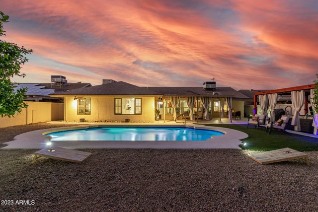 12311 W TIGERSEYE Drive, Sun City West, AZ 85375