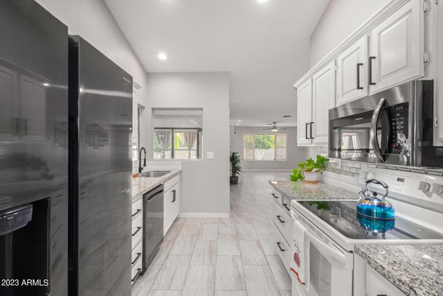 12311 W TIGERSEYE Drive, Sun City West, AZ 85375