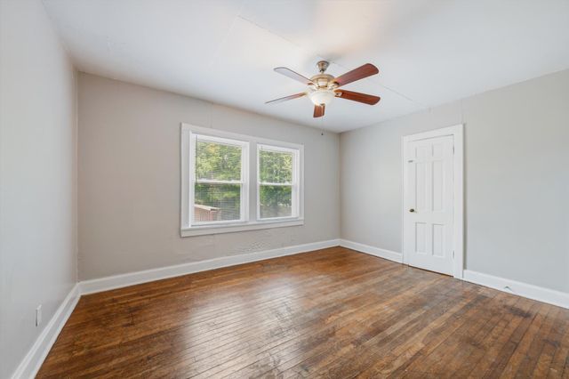 419 Belmont Ave, Shelbyville, TN 37160
