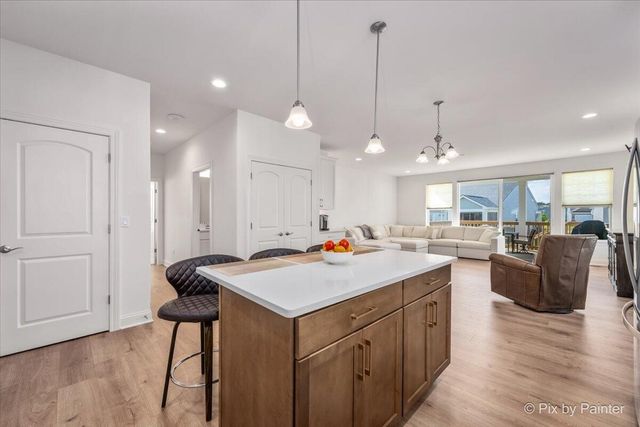 405 Canon DRIVE, Lake Geneva, WI 53147