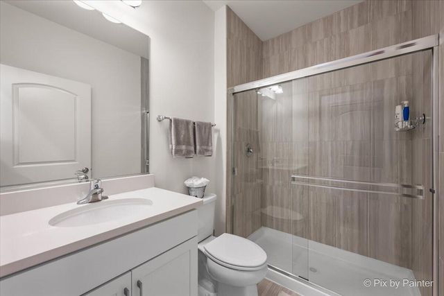 405 Canon DRIVE, Lake Geneva, WI 53147