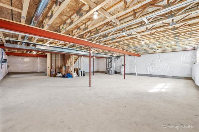 405 Canon DRIVE, Lake Geneva, WI 53147