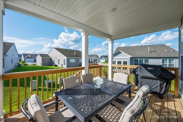 405 Canon DRIVE, Lake Geneva, WI 53147