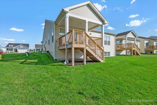 405 Canon DRIVE, Lake Geneva, WI 53147