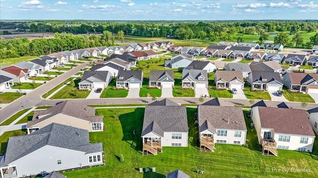 405 Canon DRIVE, Lake Geneva, WI 53147