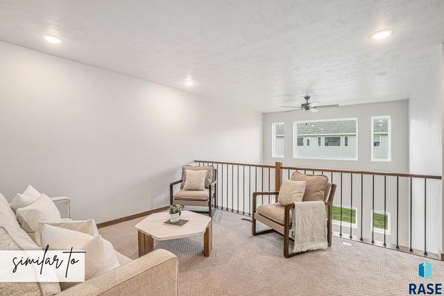 8012 E Tencate Pl, Sioux Falls, SD 57110