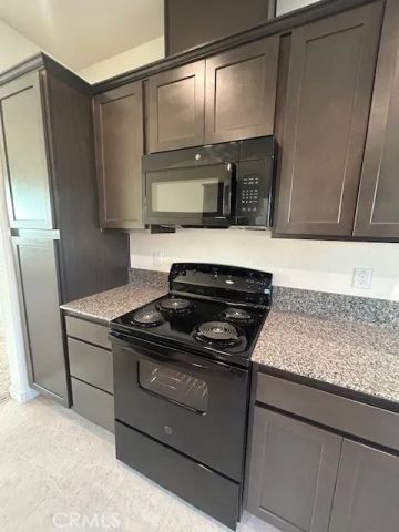 147 Squaw Valley, Merced, CA 95341