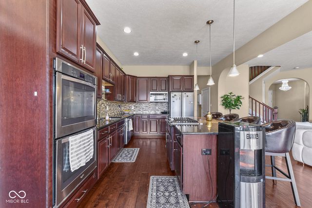 7211 Bellini Lane, Indianapolis, IN 46259